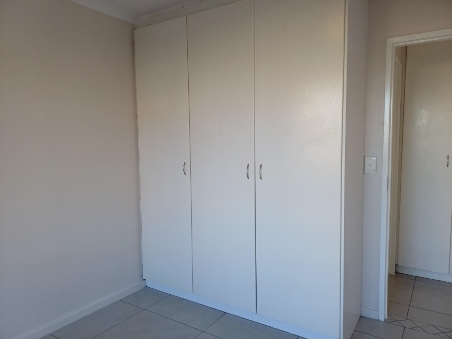 To Let 1 Bedroom Property for Rent in Sanlamhof Western Cape